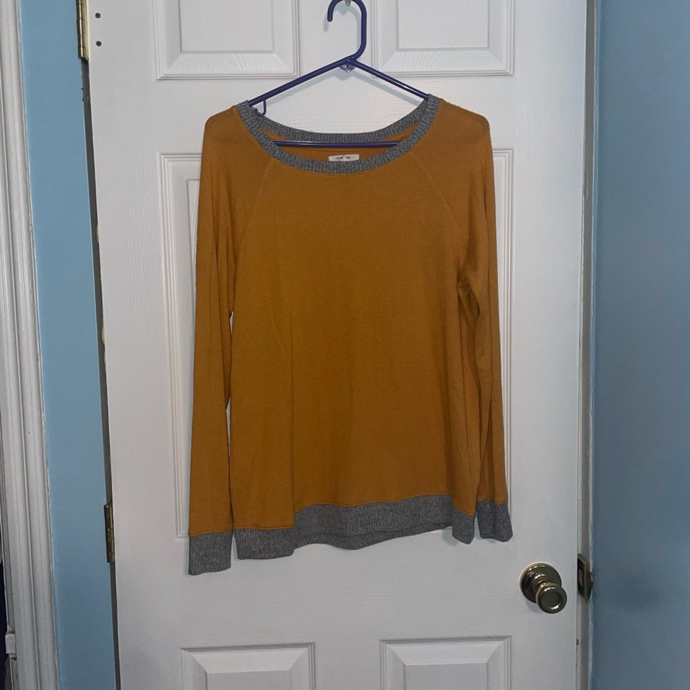 Long sleeve shirt